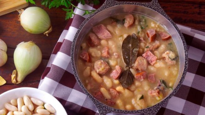 Bohnensuppe mit Speck – Deutschland