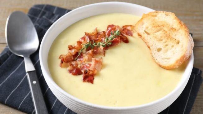 Kartoffelsuppe mit Speck – Deutschland